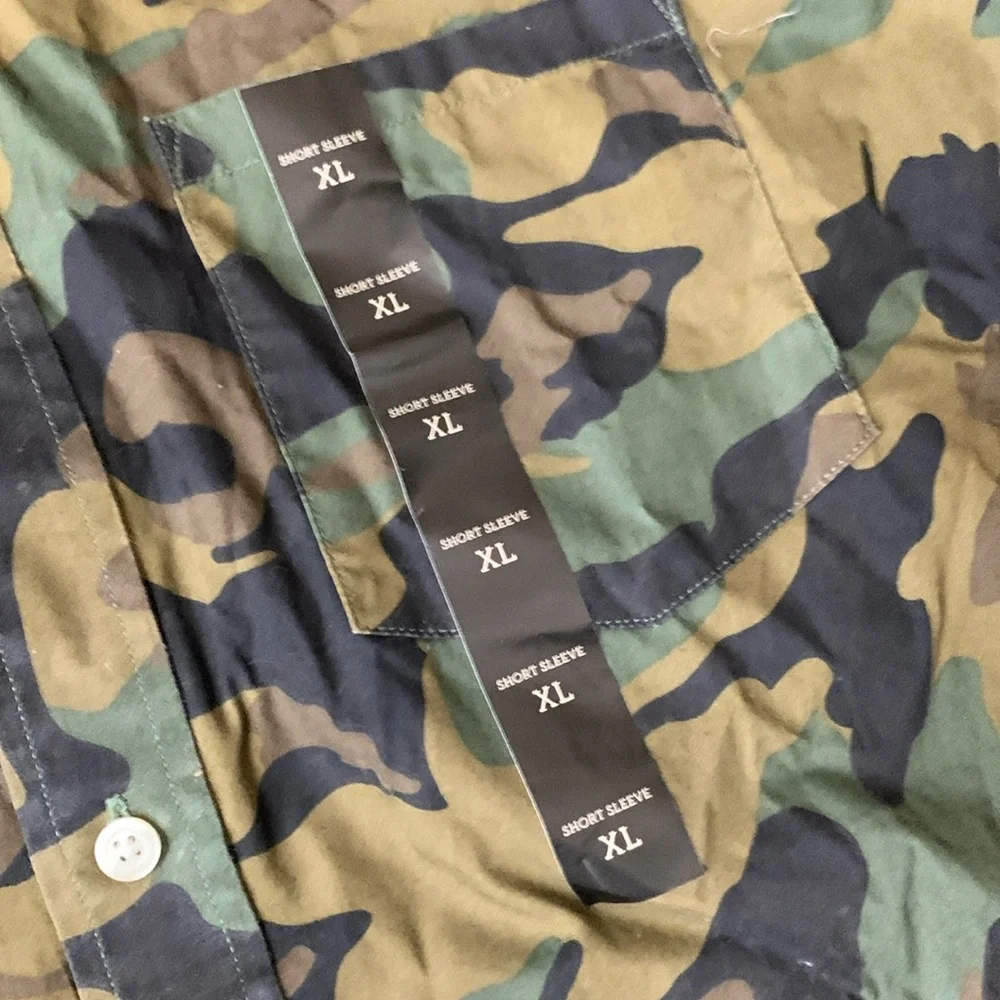 Men’s Banana Republic camo button down